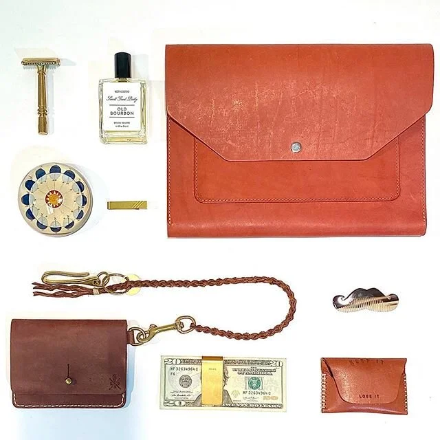 Sometimes the best gifts come in the smallest packages. Let the Dad in your life know how much you think of him with a gift found exclusively in-store and online at paradigmtexas.com

Our store is open Monday - Saturday 11 am to 5 pm 💼 🖊 📝 🌚 💵 ?