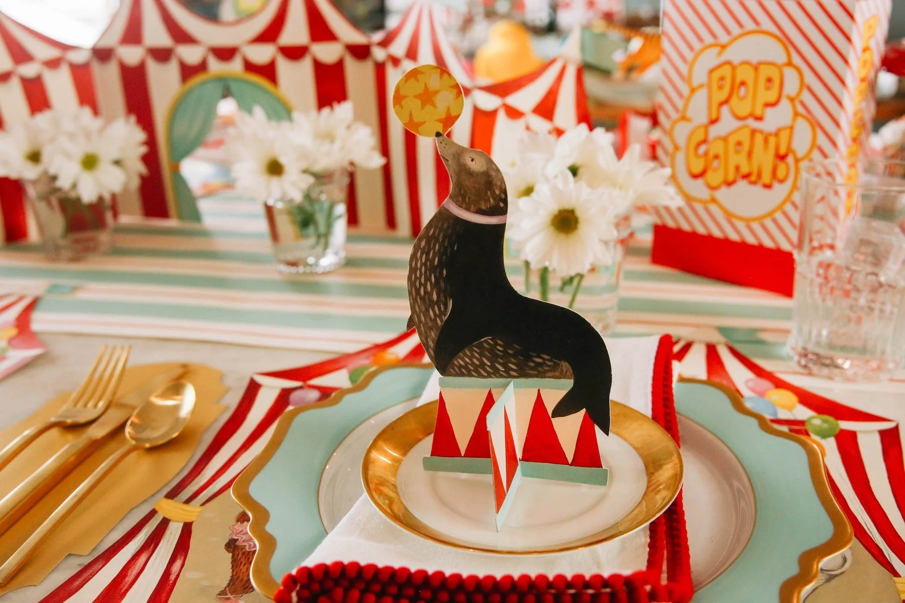 Hester and Cook Circus Trio Table Ornaments — Paradigm Texas, image size:1800x1200