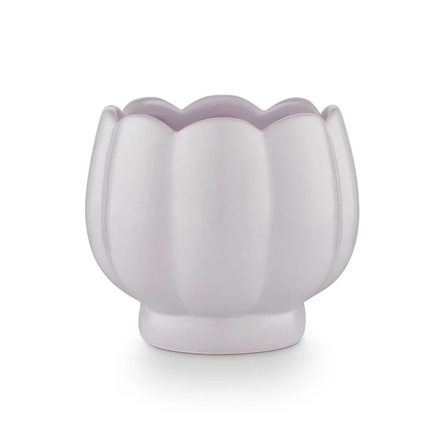 Meadow Flower Porcelain Candle