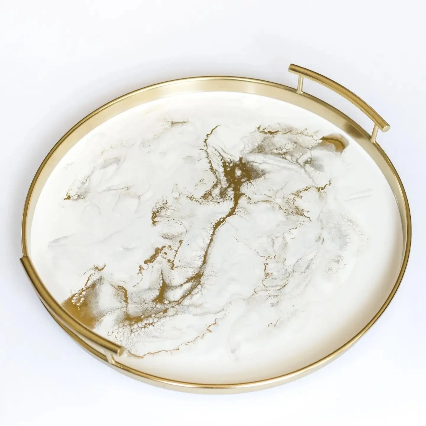 Round Tray Gold Quartz.jpeg