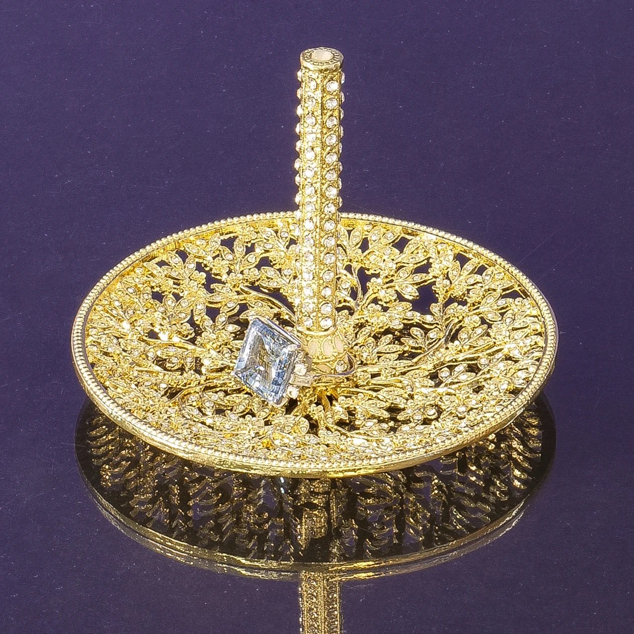 Isadora Ring Holder2.jpeg