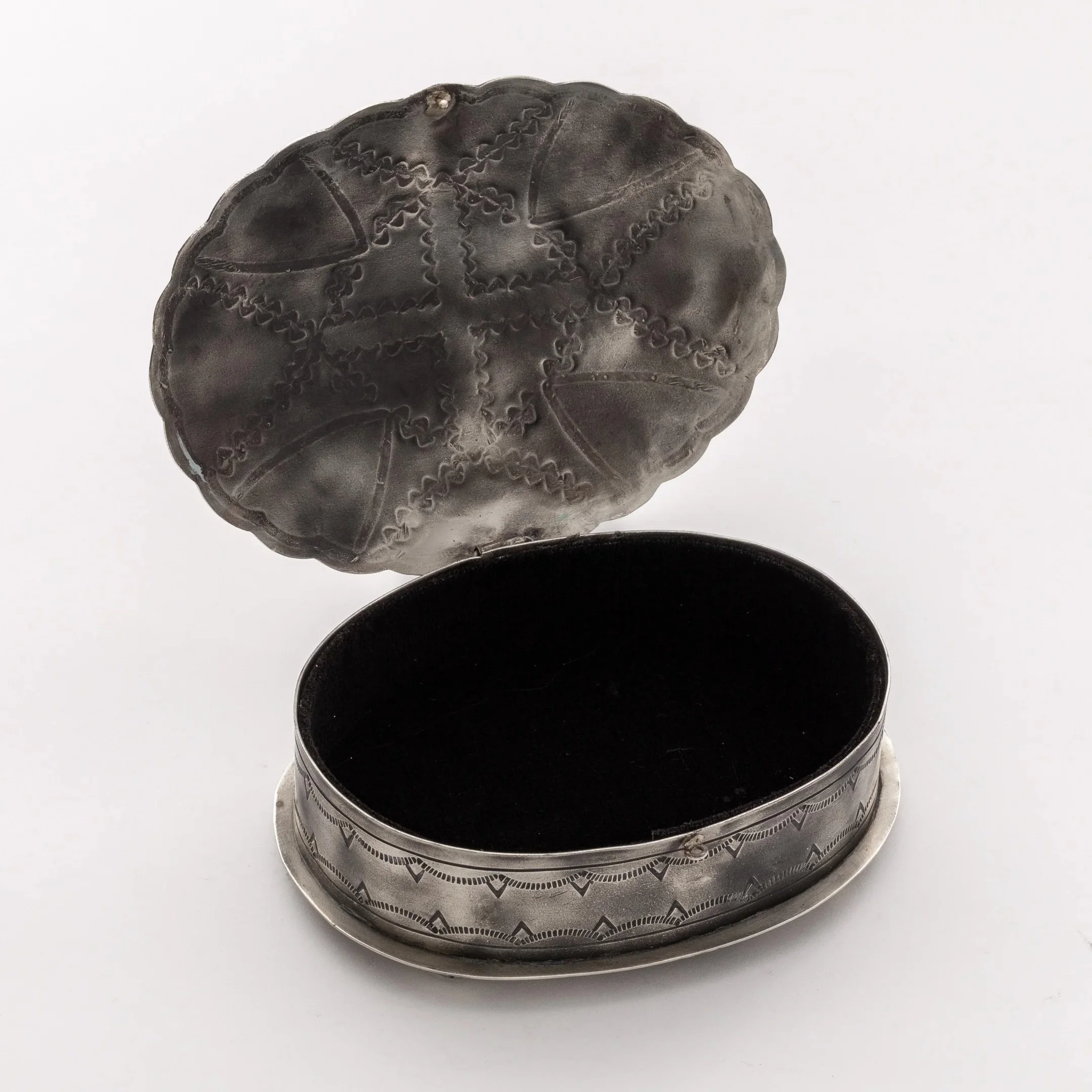 Oval Box2.jpeg