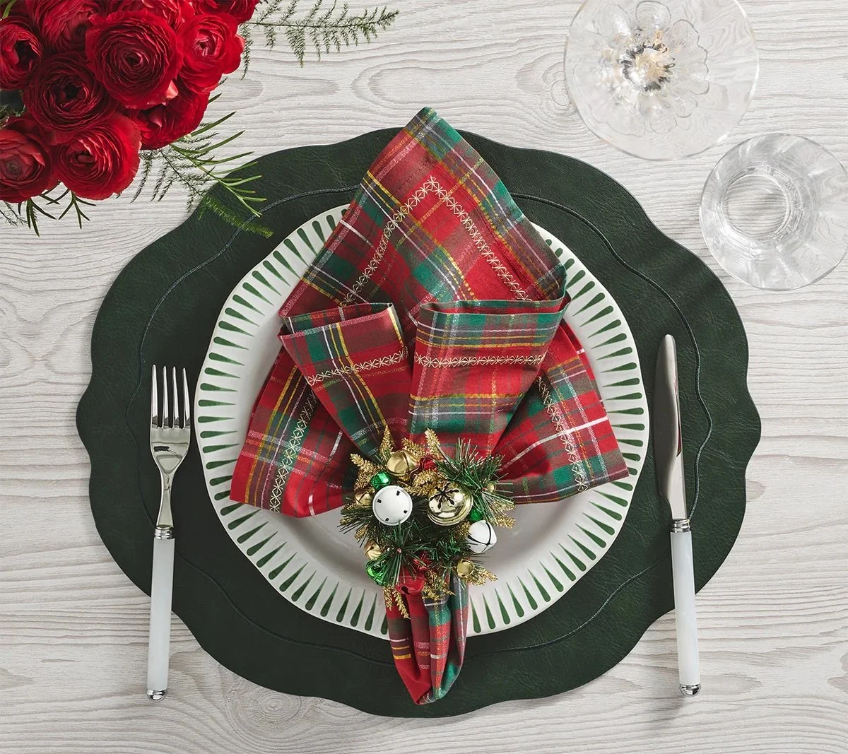 Hooliday Threads2.jpeg