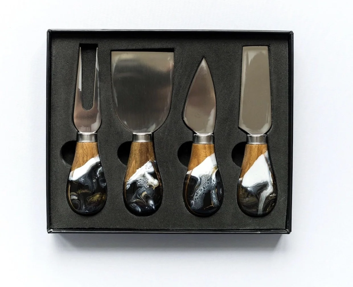 Onyx Cheese Tools.jpg