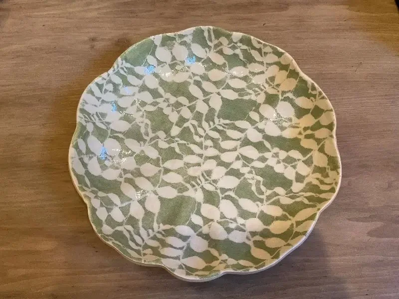 Terrafirma Aspen Large Scallop Serving Bowl Citrus