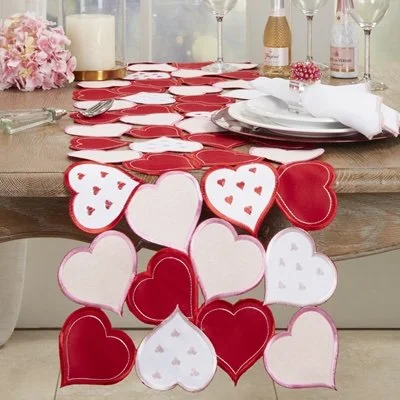 Heart Cutwork Runner2.jpg