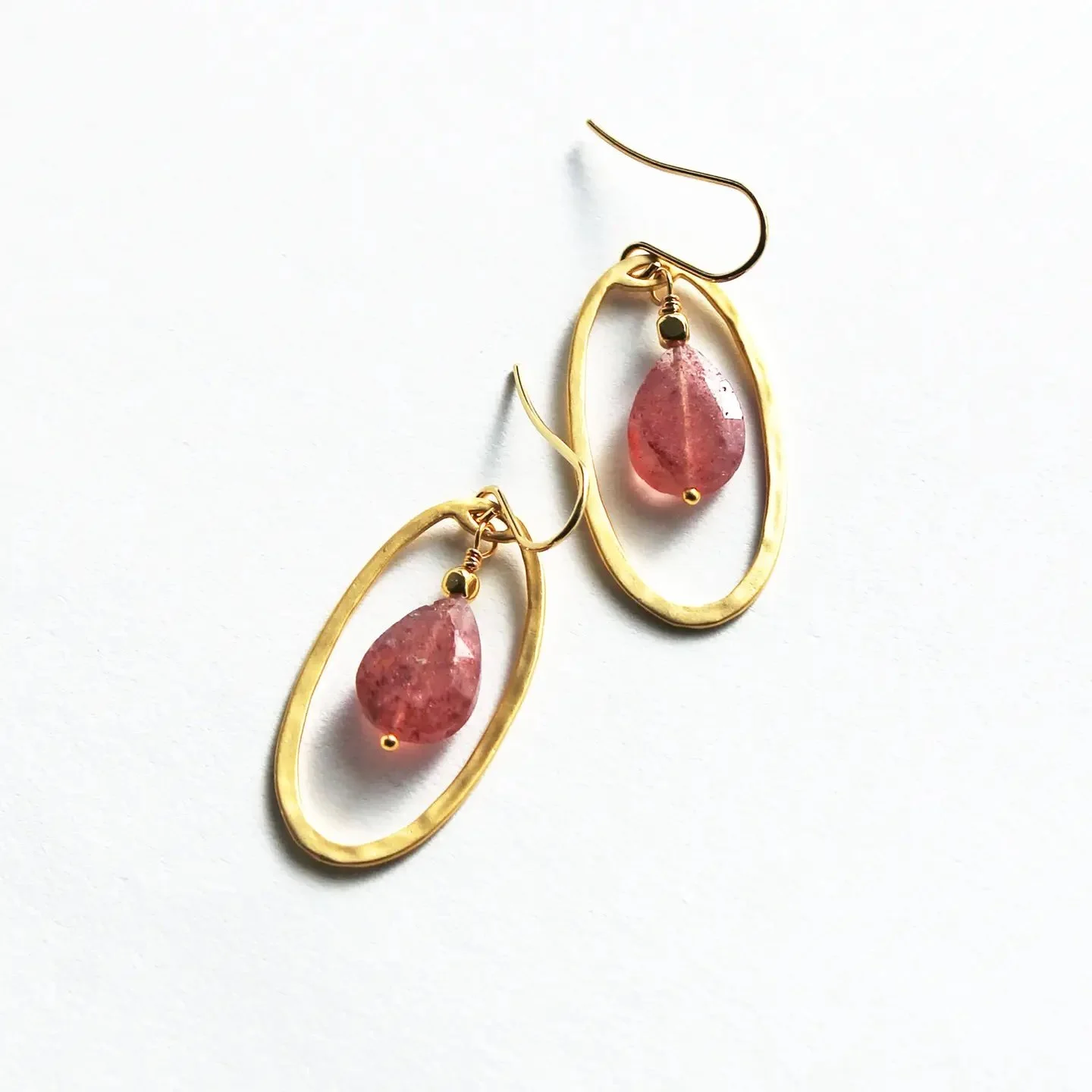 Strawberry Quartz Oval Earrings
