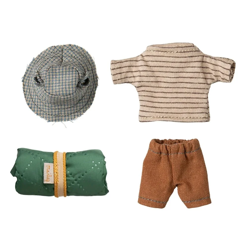 Hiker Mouse BB2.jpeg