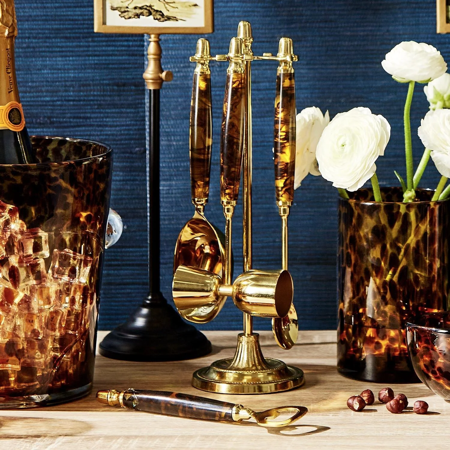 Tortoise Bar Set2.jpg