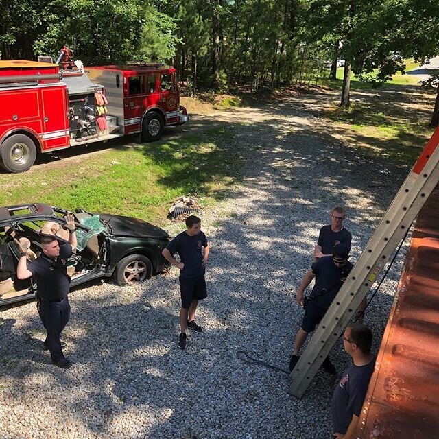 Saturday, members at training worked on single man deployment of 24 and 30-foot ground ladders. Members also discussed ways to carry multiple ladders together along with tools. #training #firedepartment #firetraining #littlerockarkansas #volunteerfir