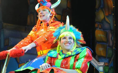 Panto dame Tucker in new one-man play