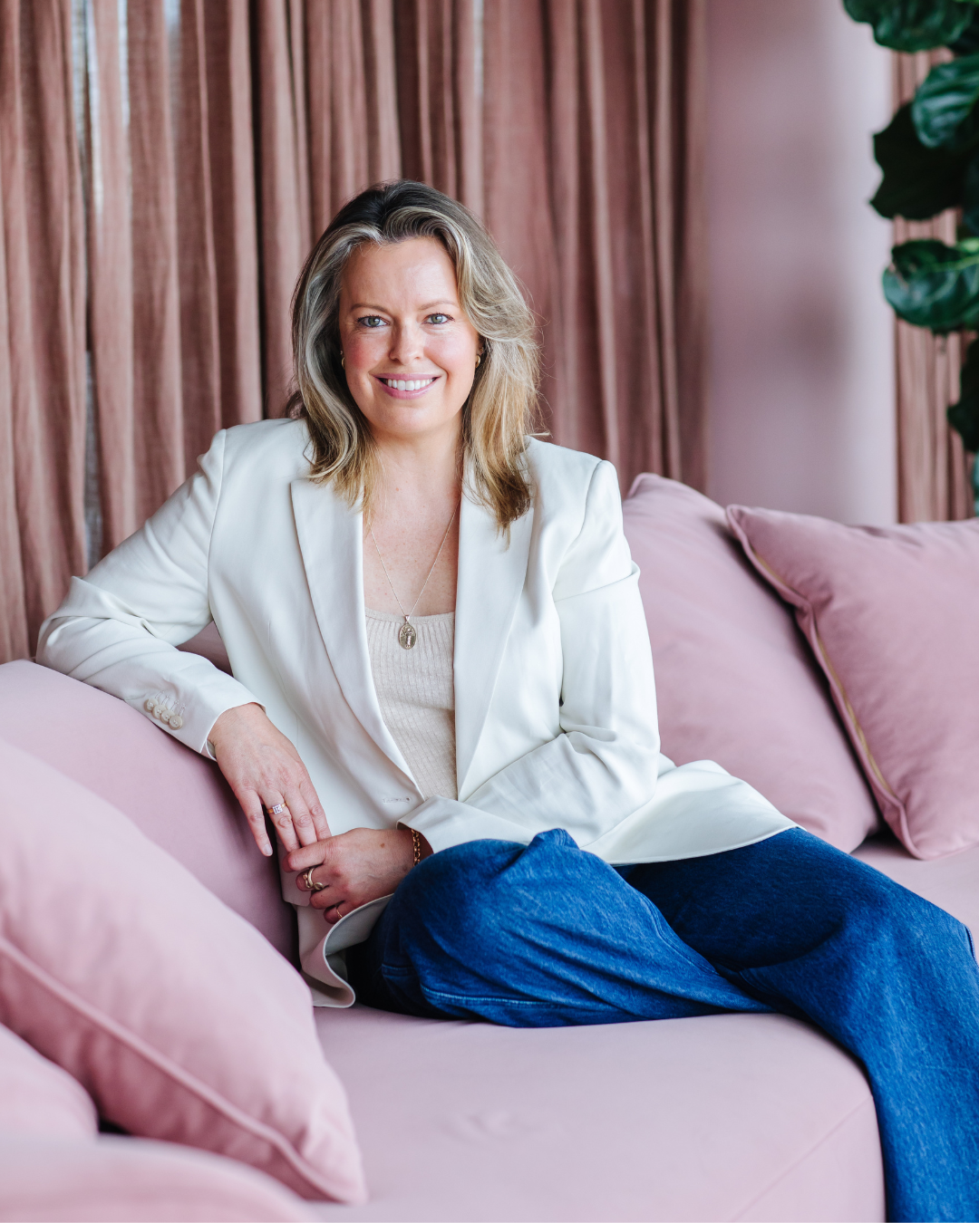 Ashleigh Camm - Host, How Transformation Happens