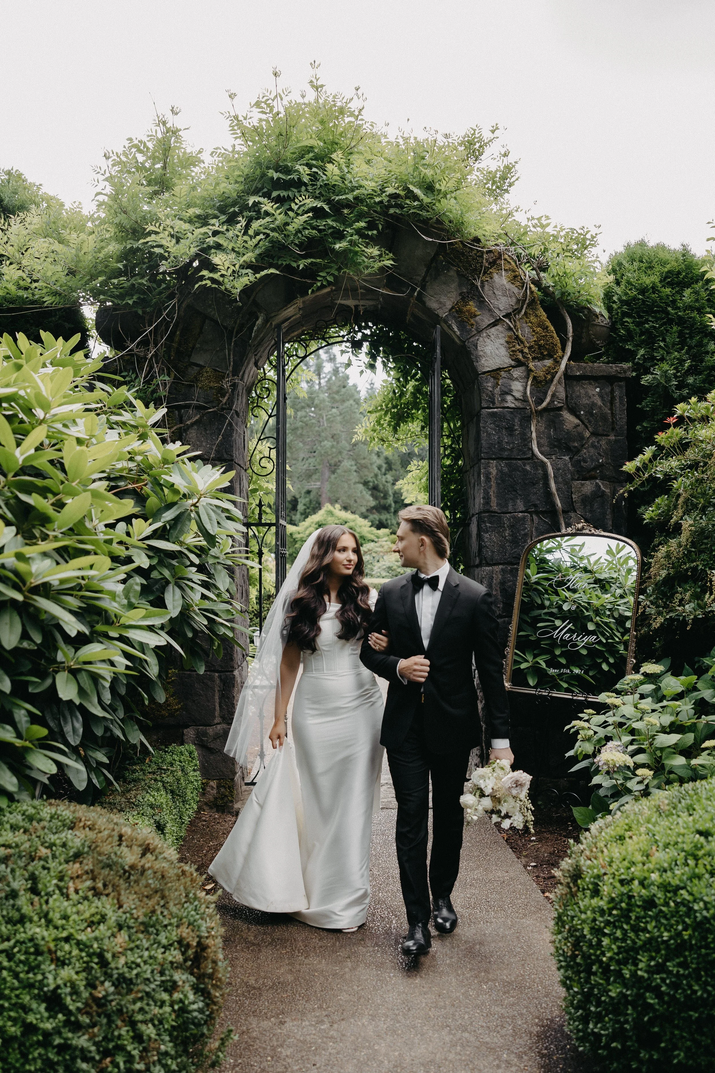 bride and groom portrait chateau de michellia wisteria