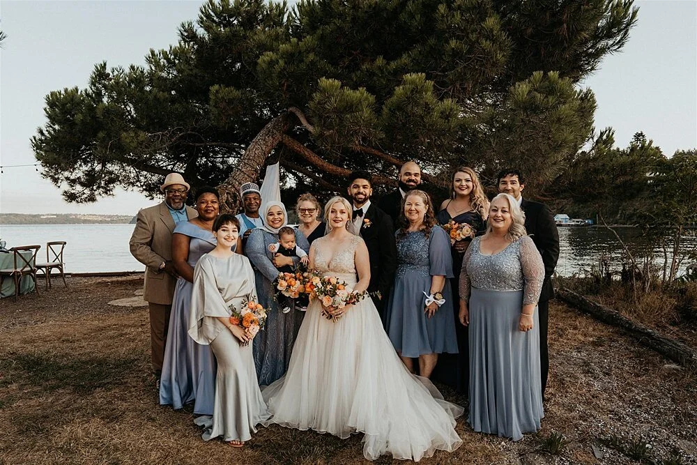 intimate-boho-waterfront-microwedding_0032.jpg