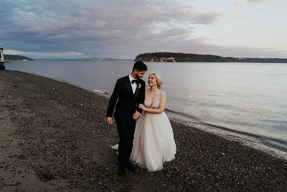 intimate-boho-waterfront-microwedding_0037.jpg