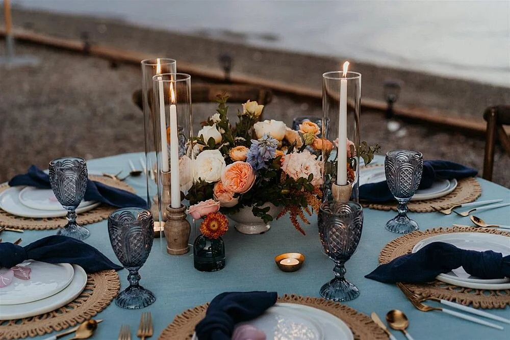 intimate-boho-waterfront-microwedding_0043.jpg
