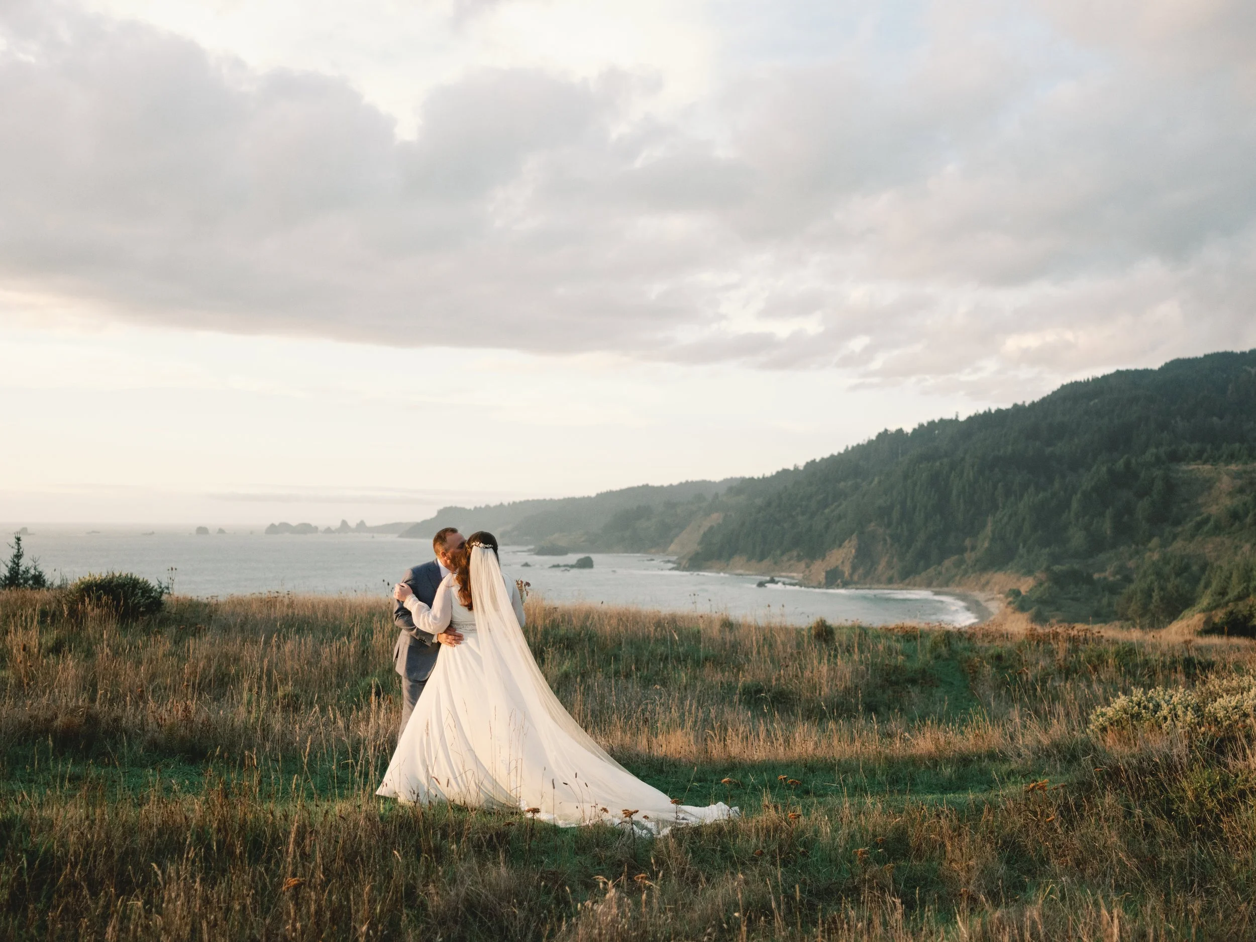 How to Plan a Last-Minute 2025 Wedding: Venues, Budgets &amp; Timeline Tips
