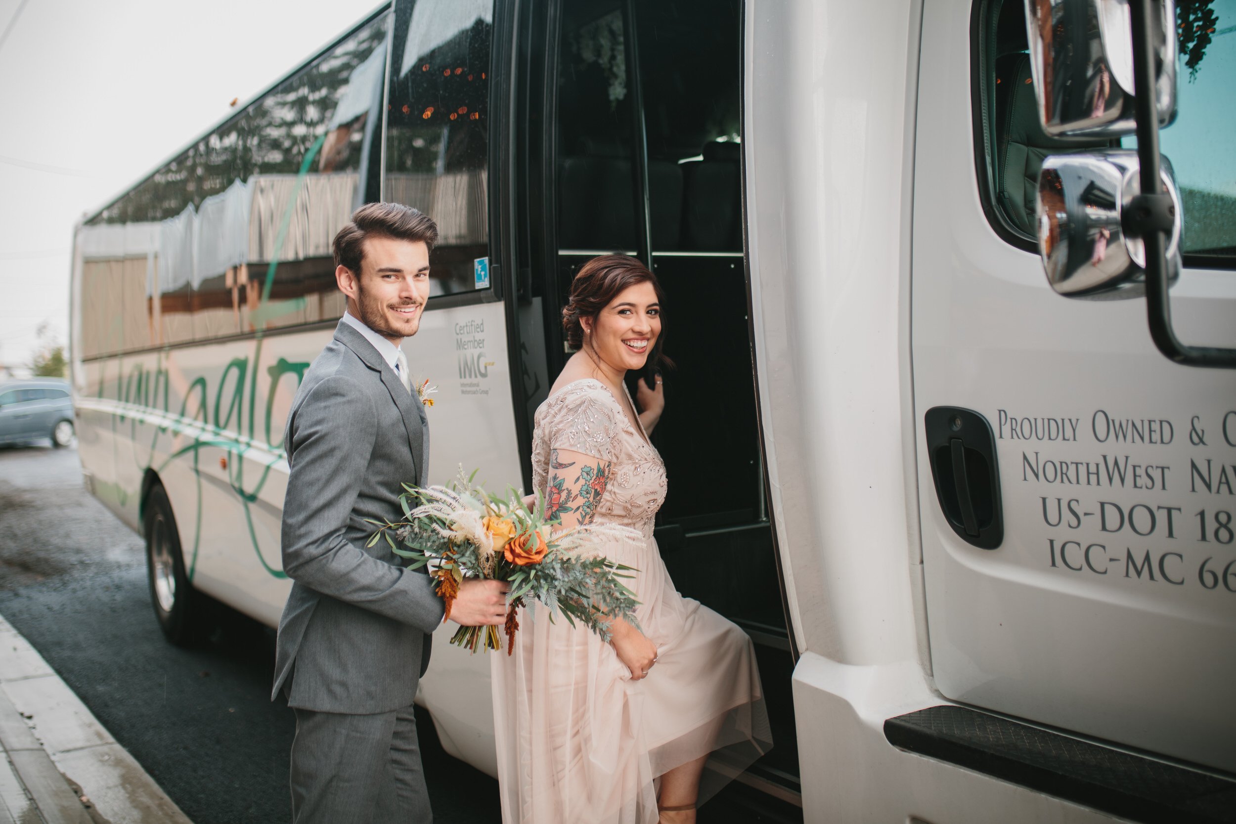 NW Navigator Oregon Wedding Transportation