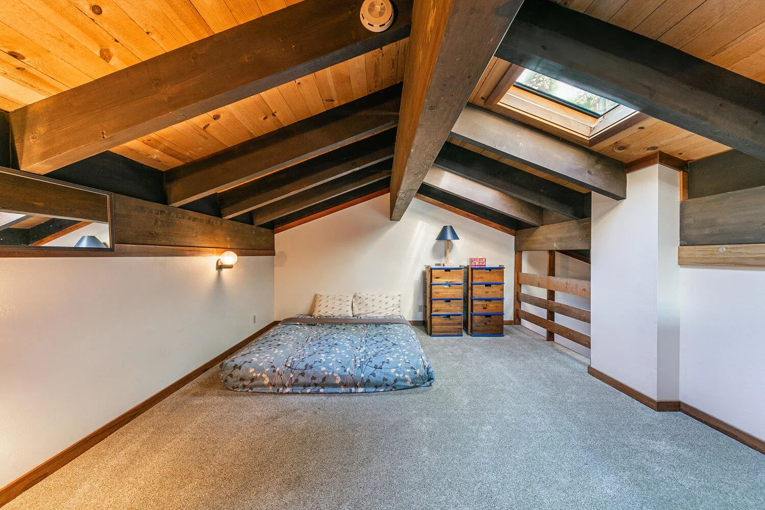 3600 N Lake Blvd Unit 113-large-029-019-Interior-1499x1000-72dpi.jpg