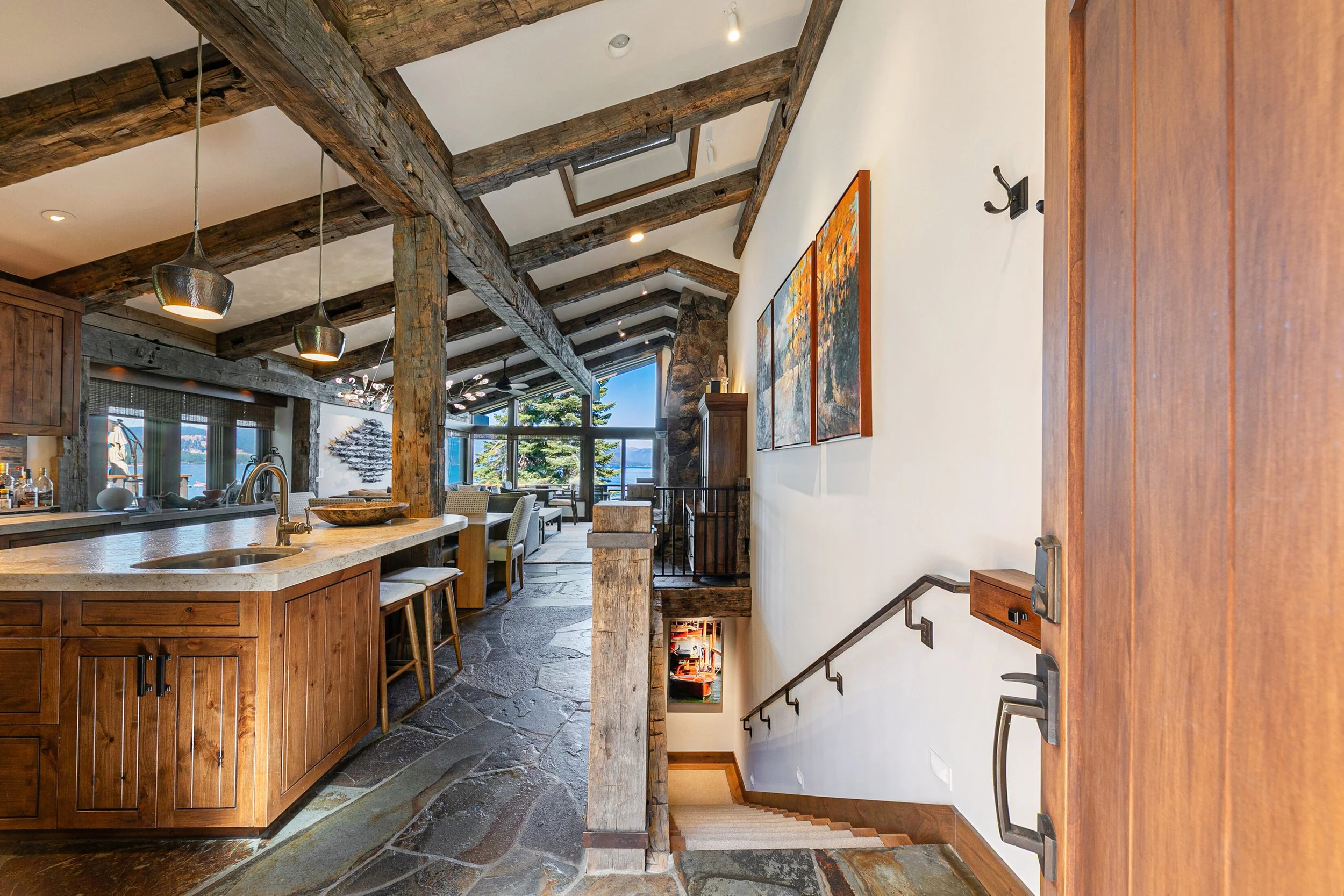013-017-Interior-3292x2195.jpg