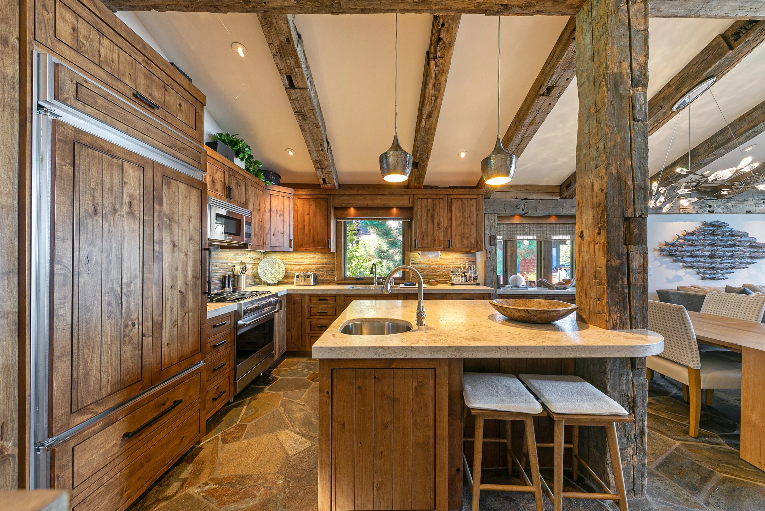 014-019-Interior-3361x2242.jpg