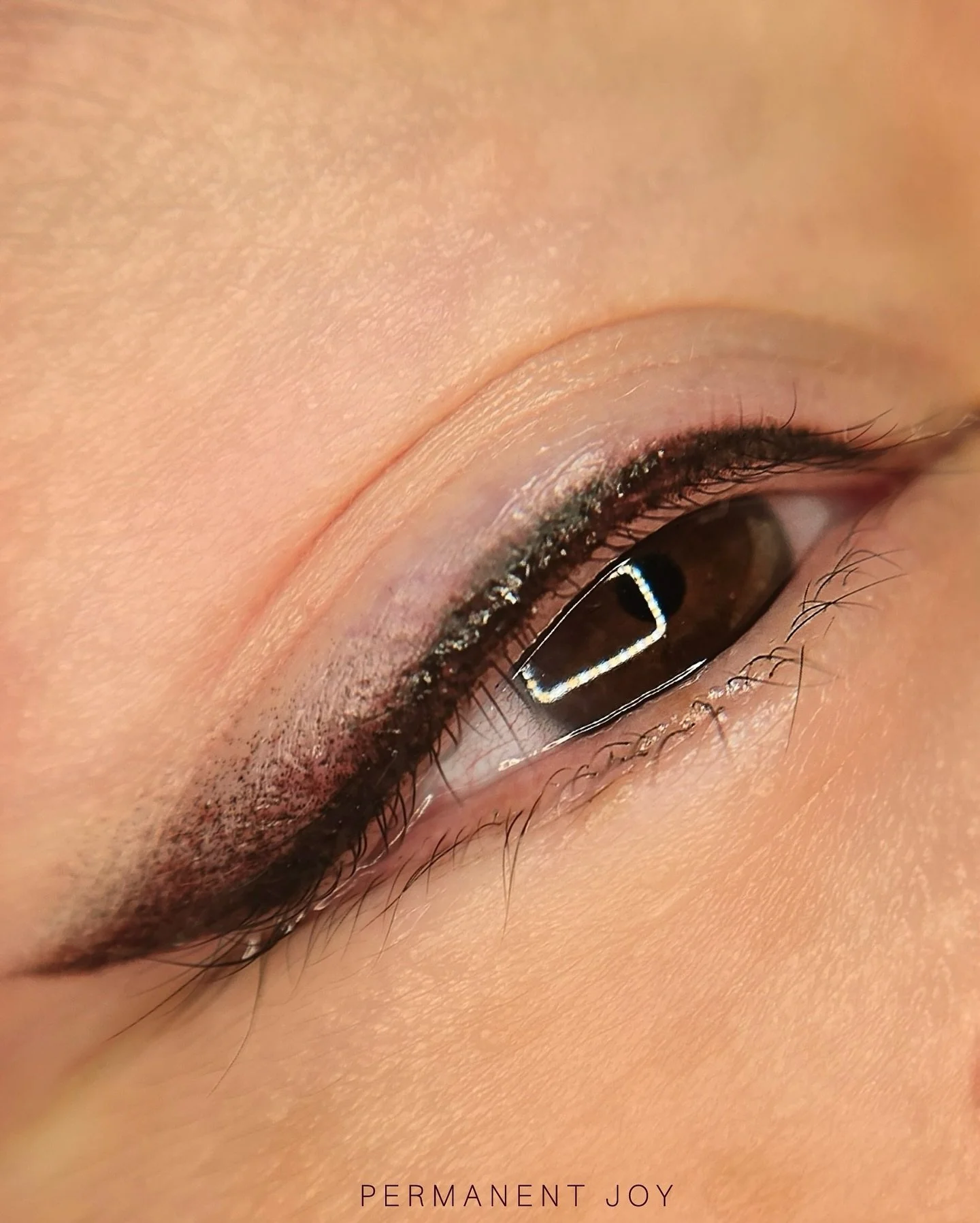 ✨ Soft Shaded Eyeliner ✨

This is a very soft, beautiful shaded liner 🤍
You see the &lsquo;right after&rsquo; picture, but I want to share the eyeliner journey. My client just came back for her touch-up, and the liner healed really nicely ✨

There w