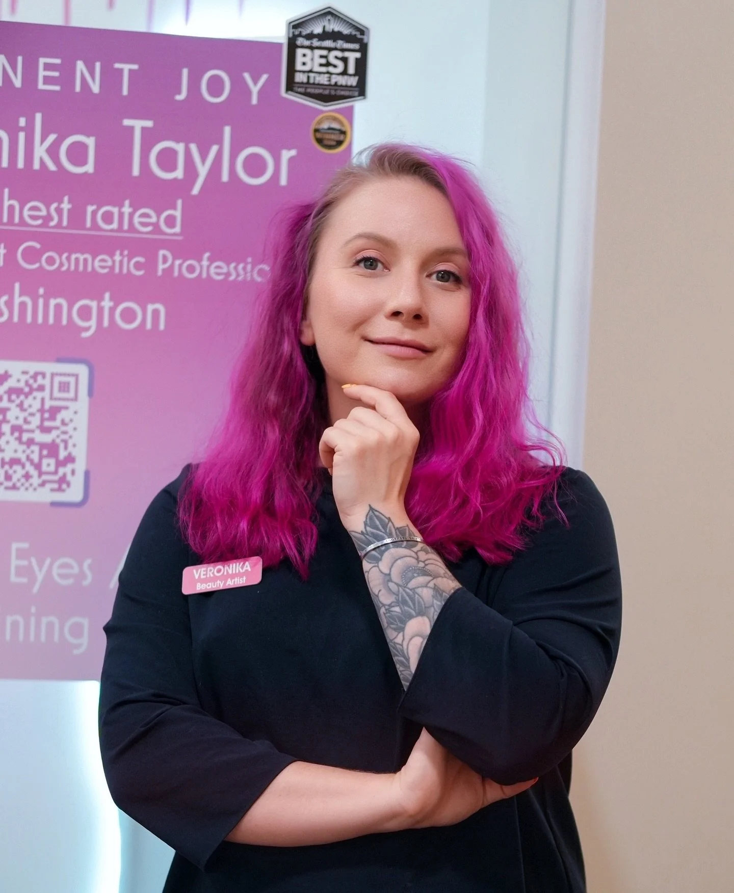 Scars tell stories &mdash; but they don&rsquo;t have to be the first thing you see in the mirror.

I work with scars of many kinds:
&bull; plastic surgery scars
&bull; mommy makeovers
&bull; breast reduction, lift, or augmentation
&bull; facelifts
&b