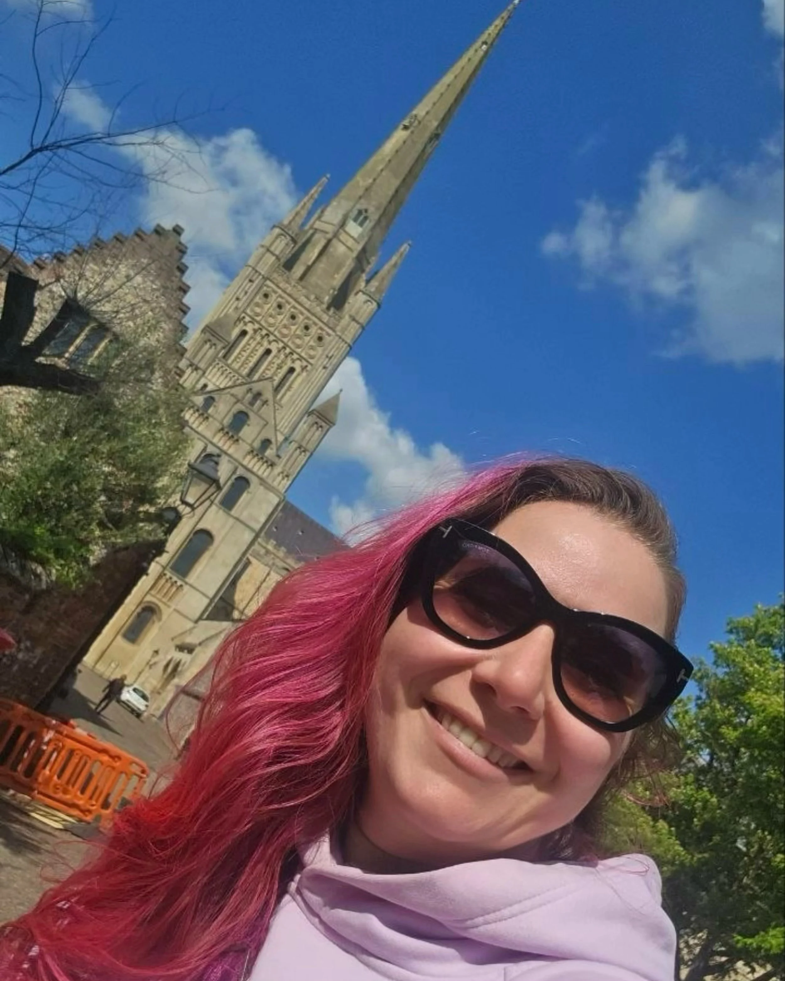 Great stop in Norwich. It&rsquo;s a town in the east of Great Britain and the place where my boyfriend&rsquo;s father lives. Honestly, I enjoyed the city way more than I expected to.
You can still feel that Norwich was once a very wealthy and importa