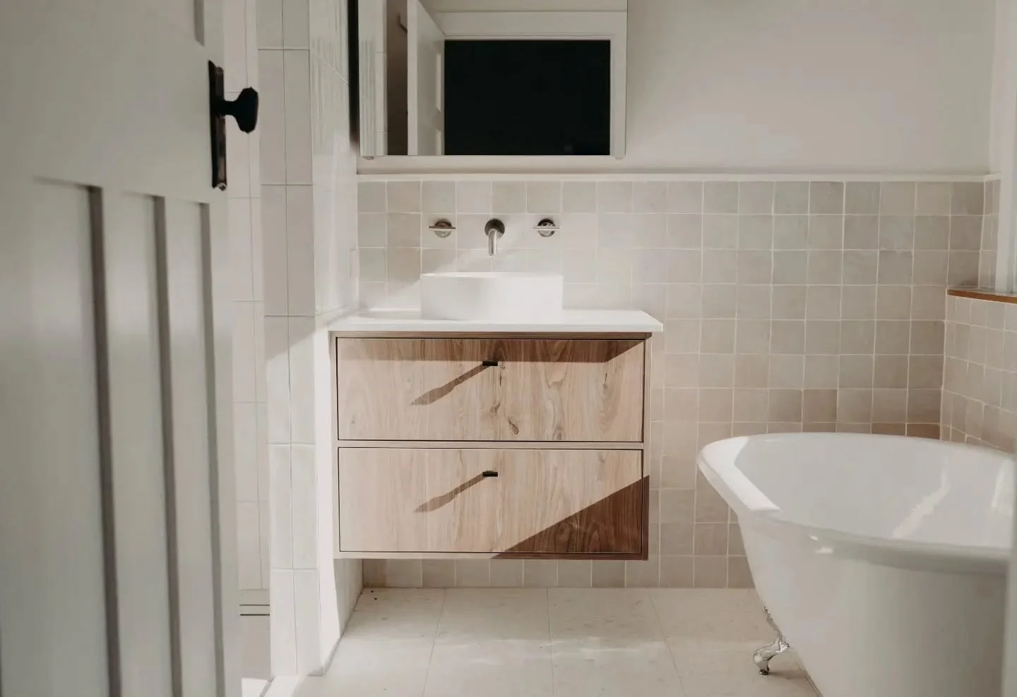 Simple cosy aesthetics for this beautiful home. Such a dream. We used a soft green as a neutral throughout the home and timber to provide warmth. Stone whites and mixing of metal finishes really bring the personality to the spaces which we love. 
.
.