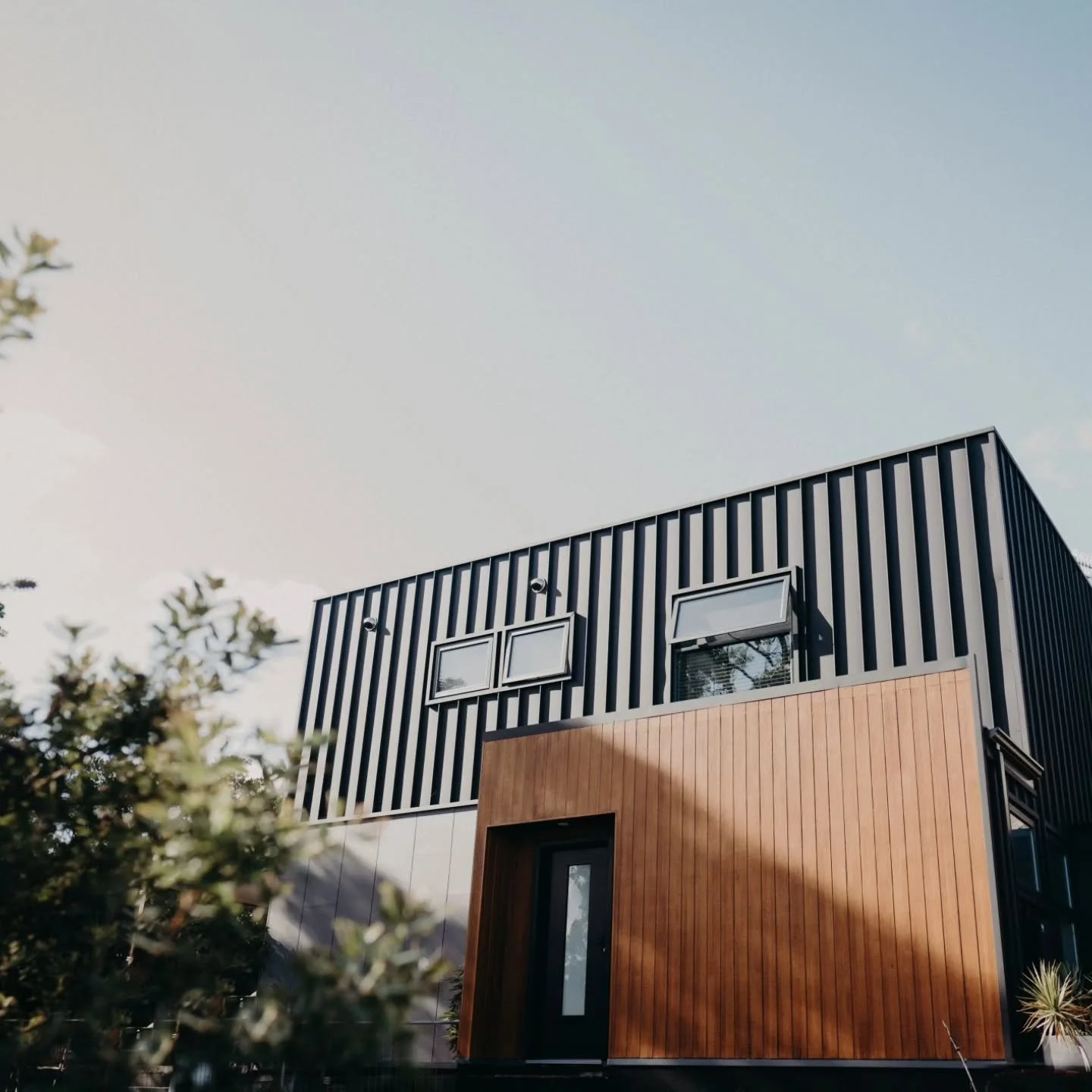 Small homes can create beautiful shapes and interesting designs. This home hugs the rock on the site, a gorgeous feature and a dreamy outlook for our client. 
.
.
.
#schlagerarchitects #sadesigncollective #designerhouse #designer #designinterior #arc