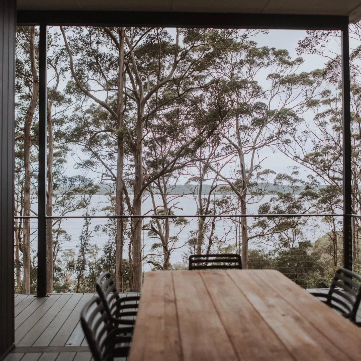 Sunday mornings waking up to this view is the dream. Having a coffee and relaxing in this tree top house is the perfect way to spend your time. Check out more photos of this lovely home on our website. 
.
.
.
.
#schlagerarchitects #sadesigncollective