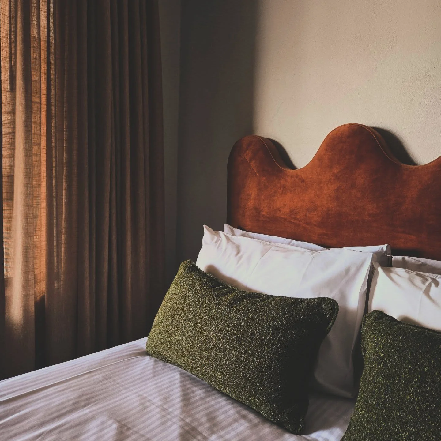 Some new pictures coming soon of one of our commercial projects. Such a fun day. Thank you @fionajanephotographer can't wait to see them. 
.
.
#schlagerarchitects #sadesigncollective #design #interiors #new