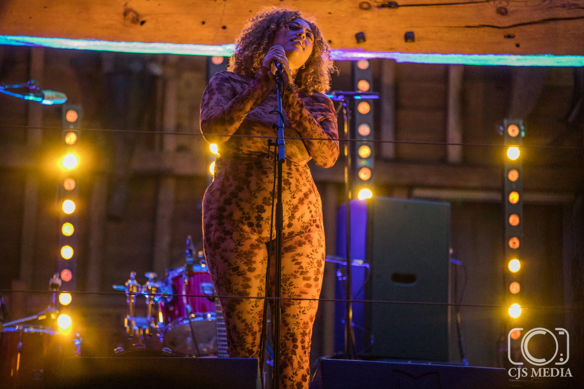 Mahalia (3 of 5).jpg