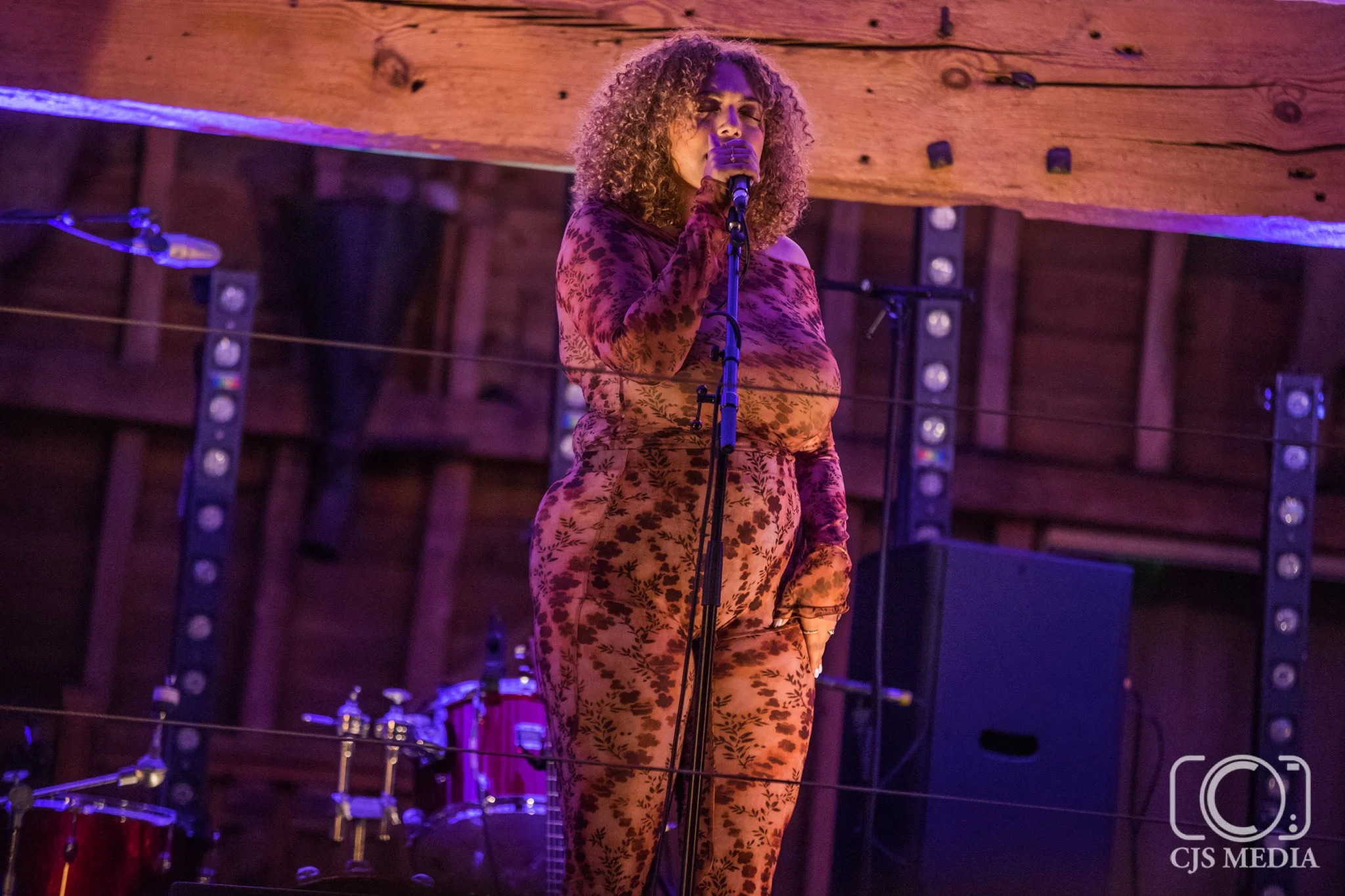 Mahalia (2 of 5).jpg