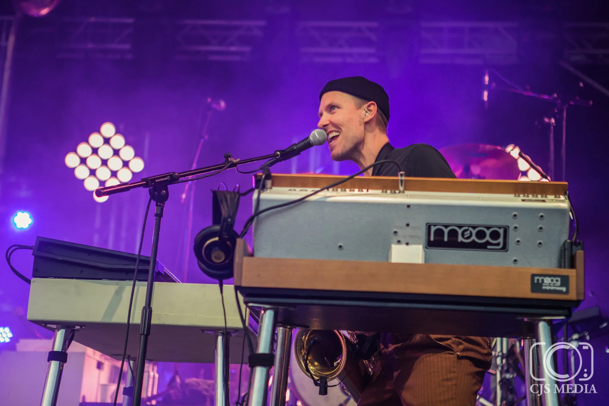 Bleachers (1 of 26).jpg