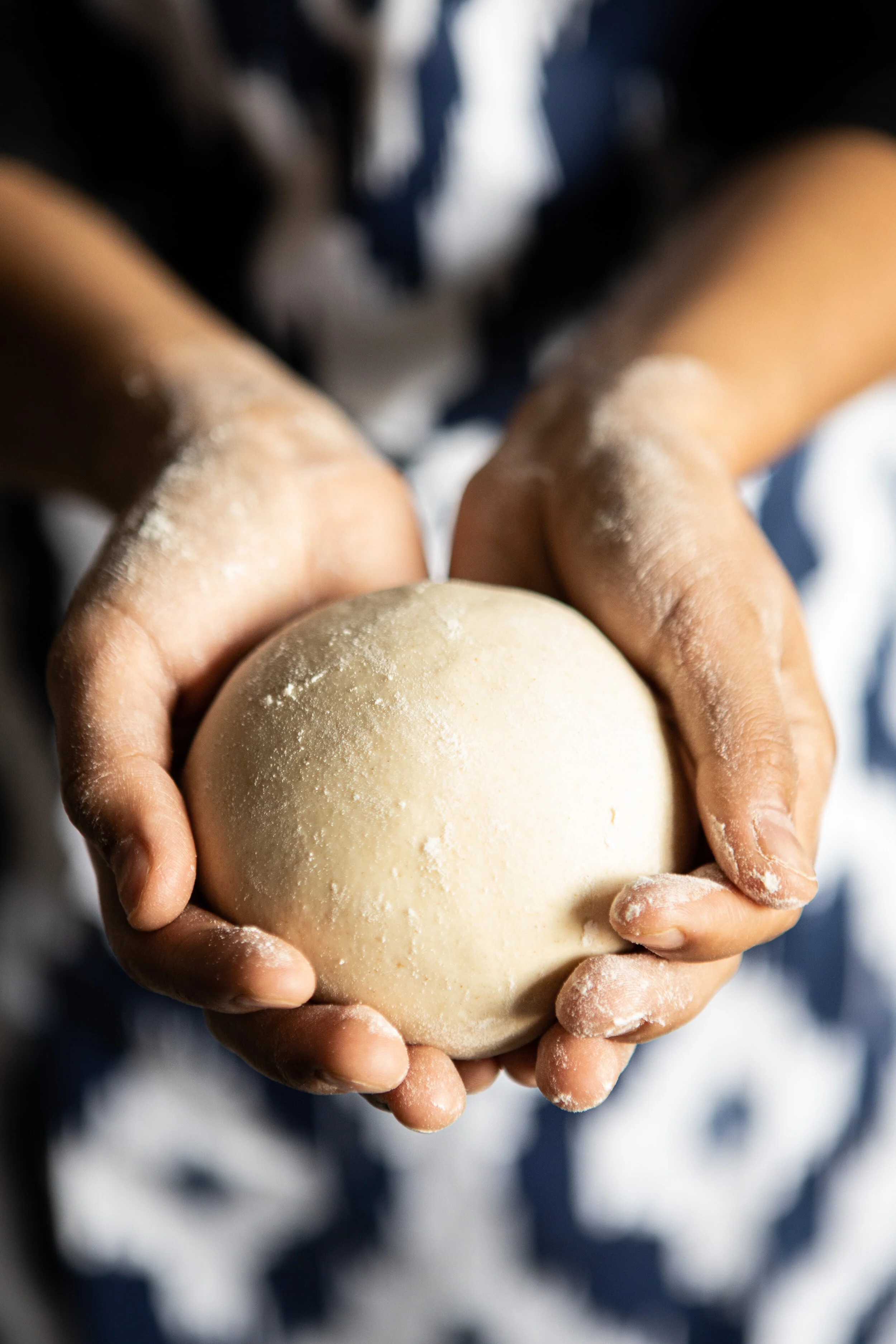 How to Make Dough? (خېمىر يۇغۇرۇش)