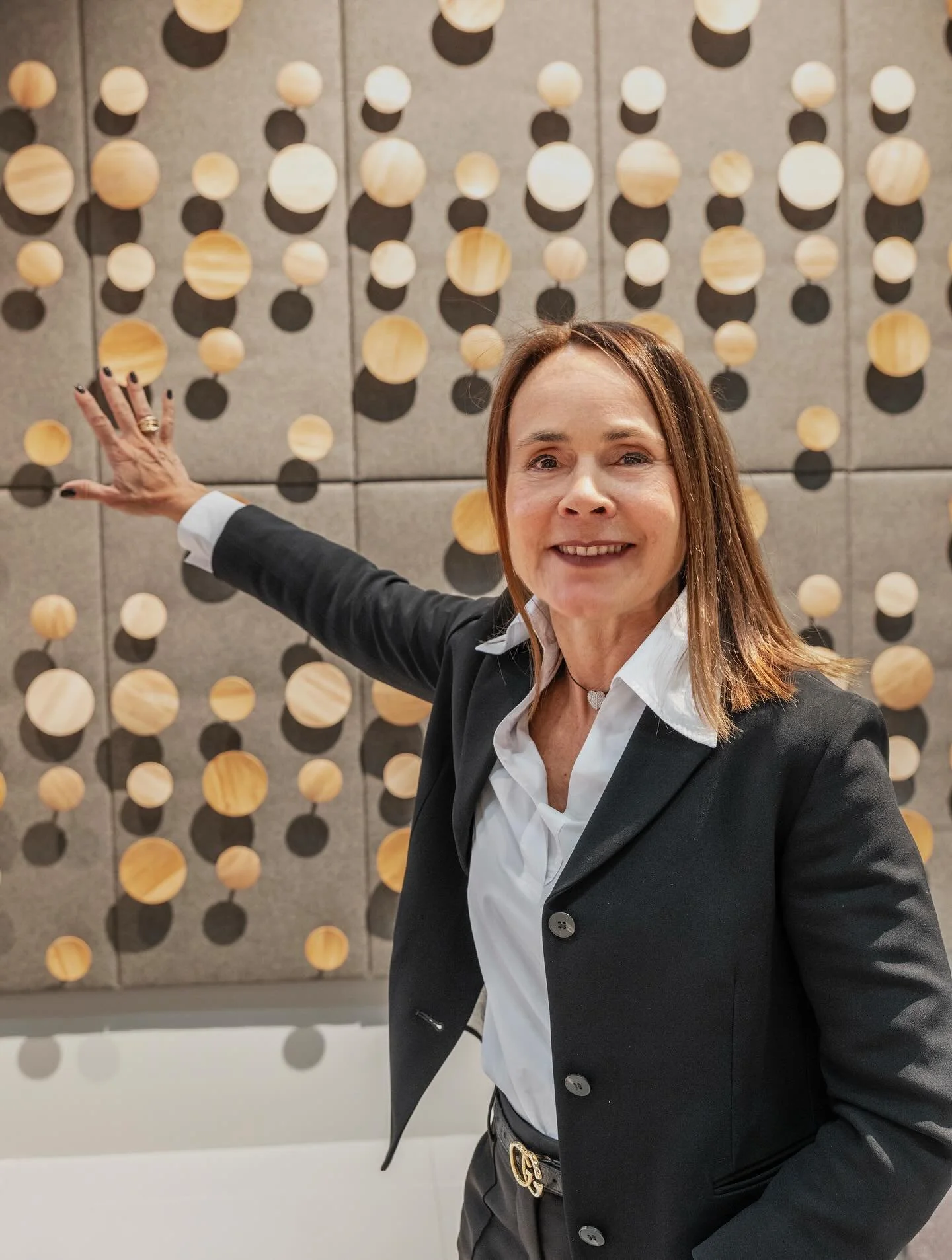 Have you heard the difference? 

When Italian designer and architect Monica Armani was contacted by Swedish furniture manufacturer Edsbyen with a request to design a different type of sound absorber, she began to think about how fog settles thickly o