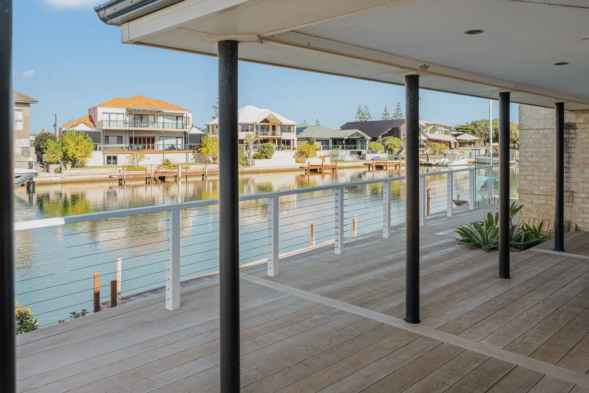 Huts & Decks Low Res-23.jpg