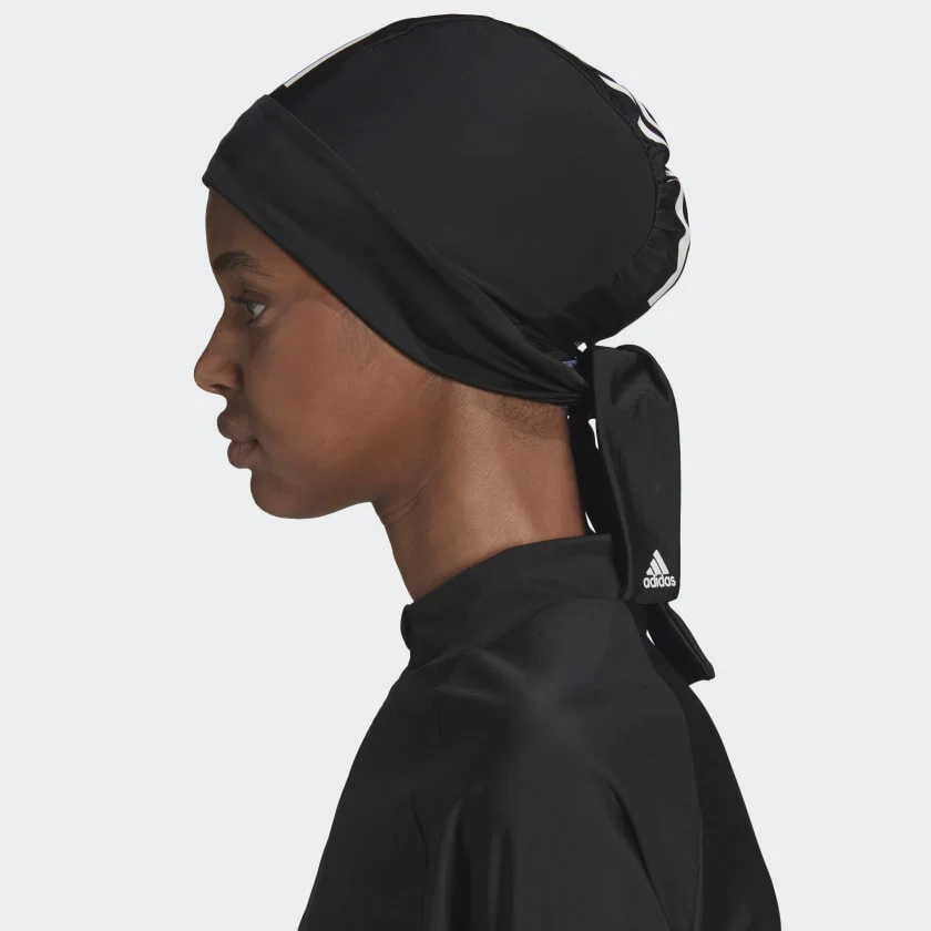 Swim_Headscarf_Black_GV3348_22_model.jpeg