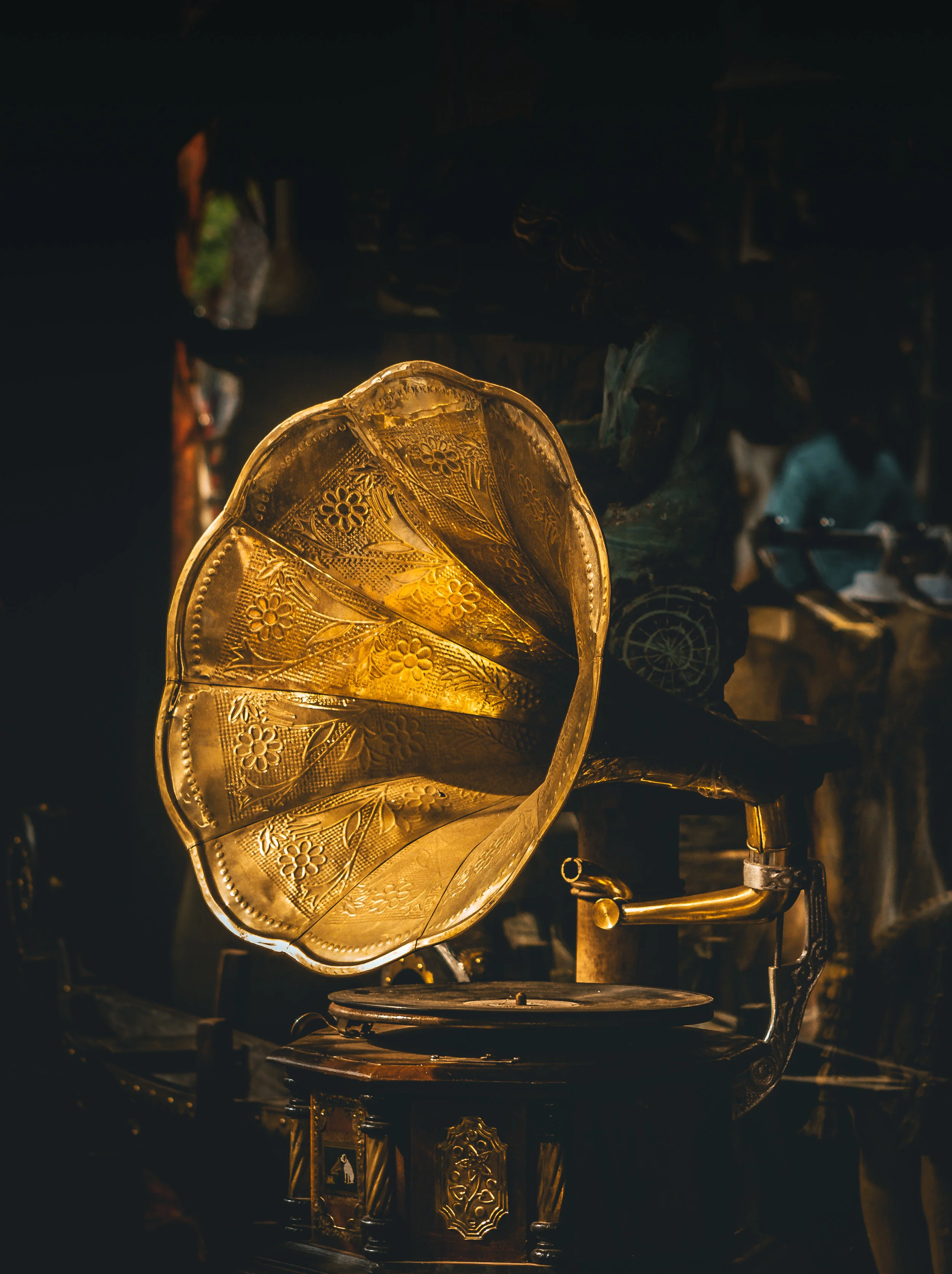 The Queen's Gramophone (2009)