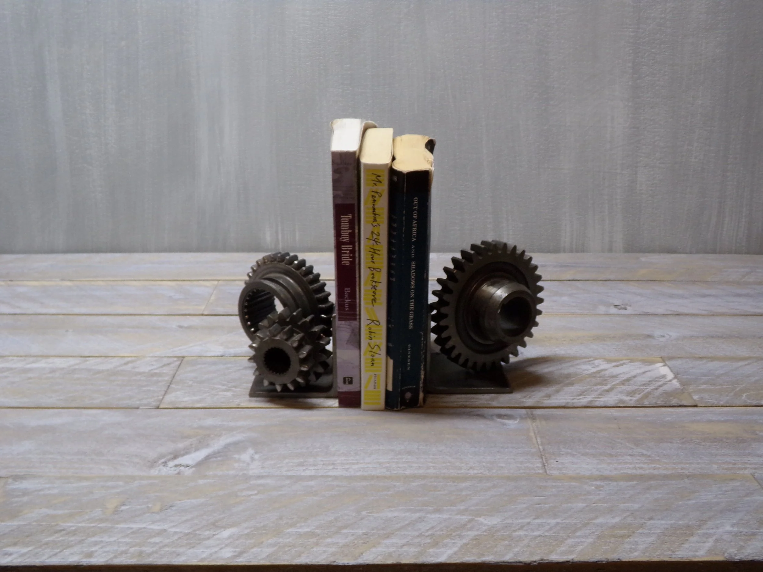 gear-bookends3.JPG