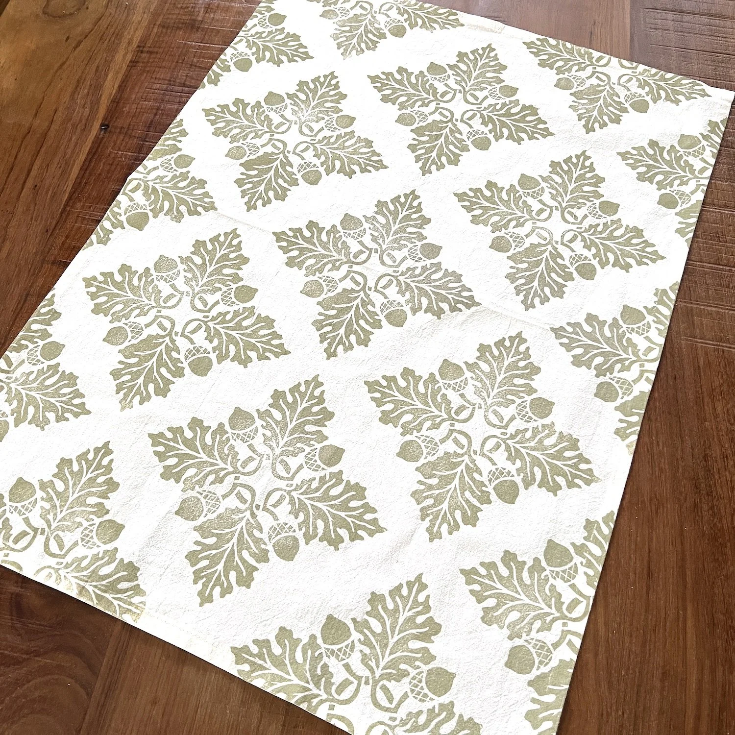 towel-oak-acorn-khaki-2023-2.jpg
