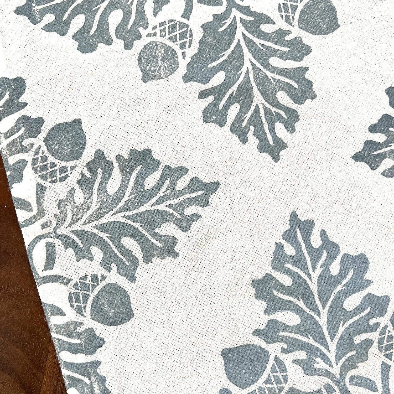 towel-oak-acorn-slate-2023-3.jpg
