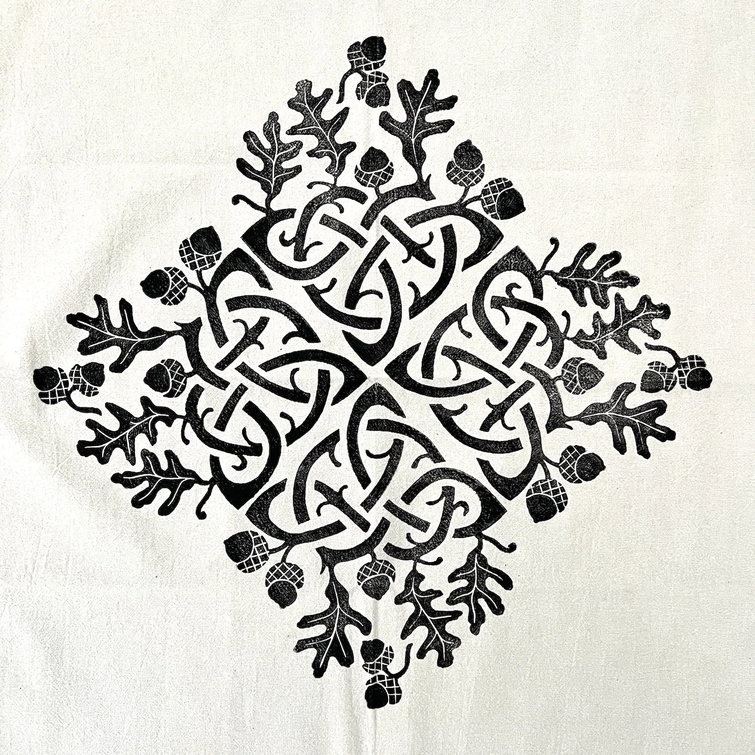 towel-celtic-knot-charcoal-4.jpp.jpg