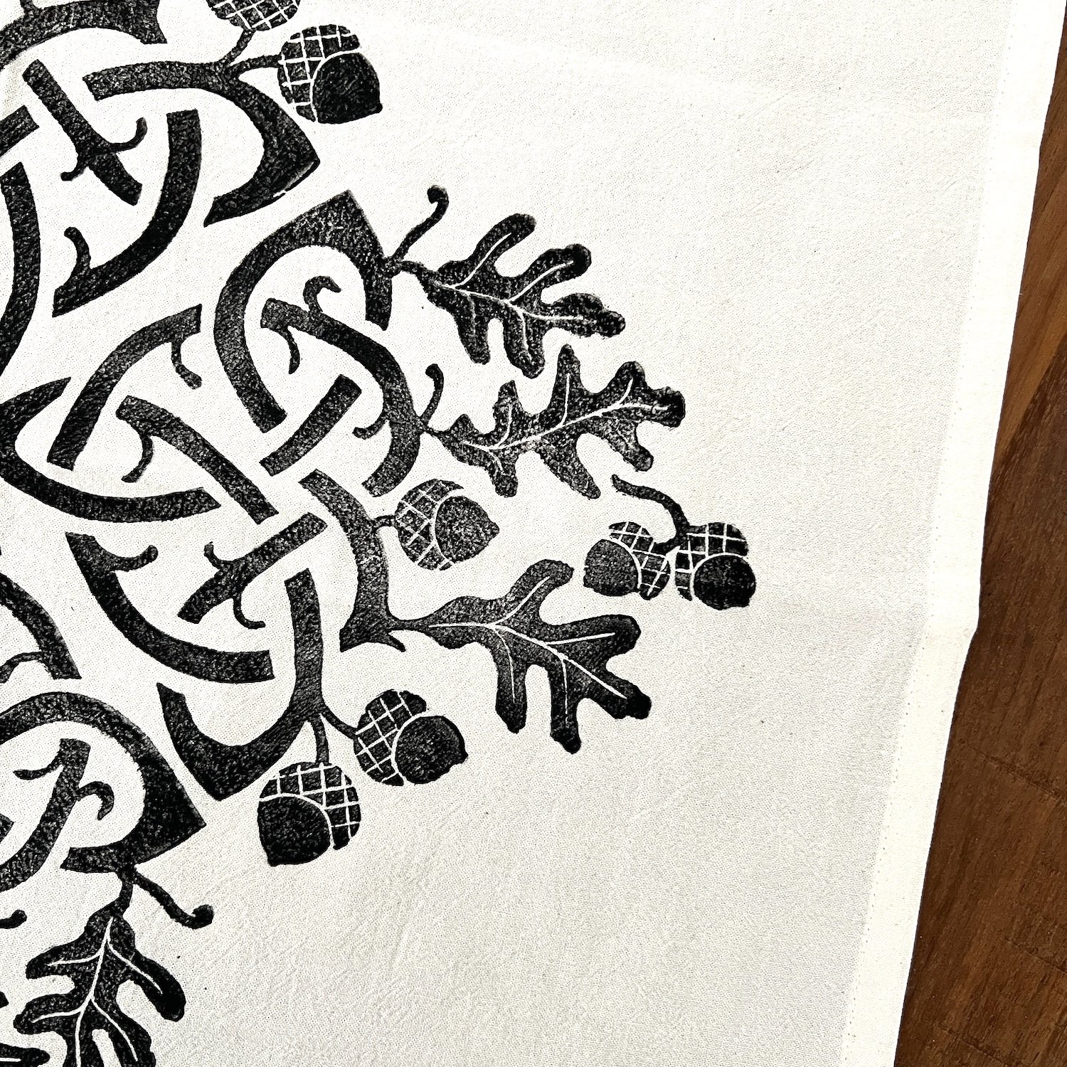 towel-celtic-knot-charcoal-5.jpg
