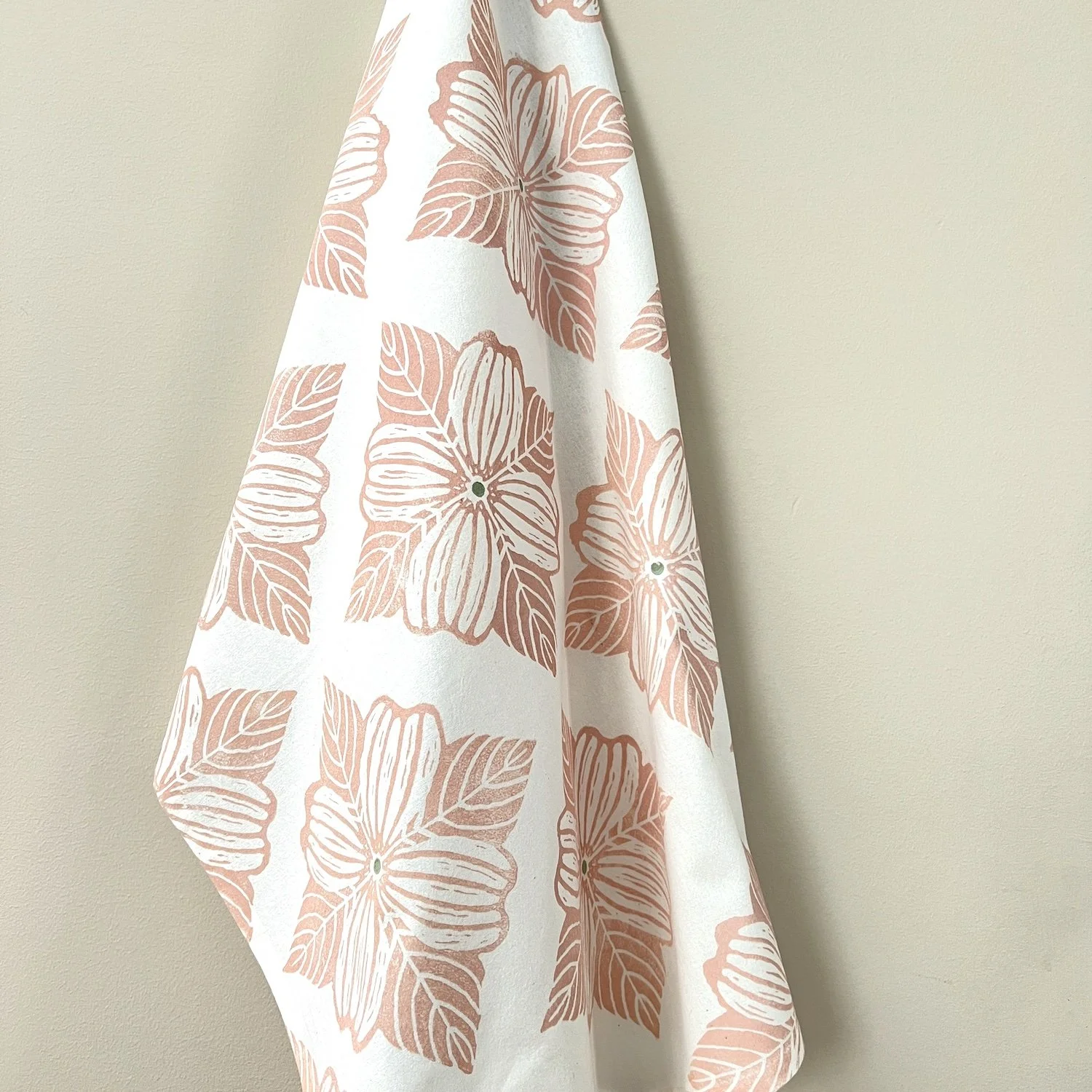 towel-dogwood-blush-1.jpg