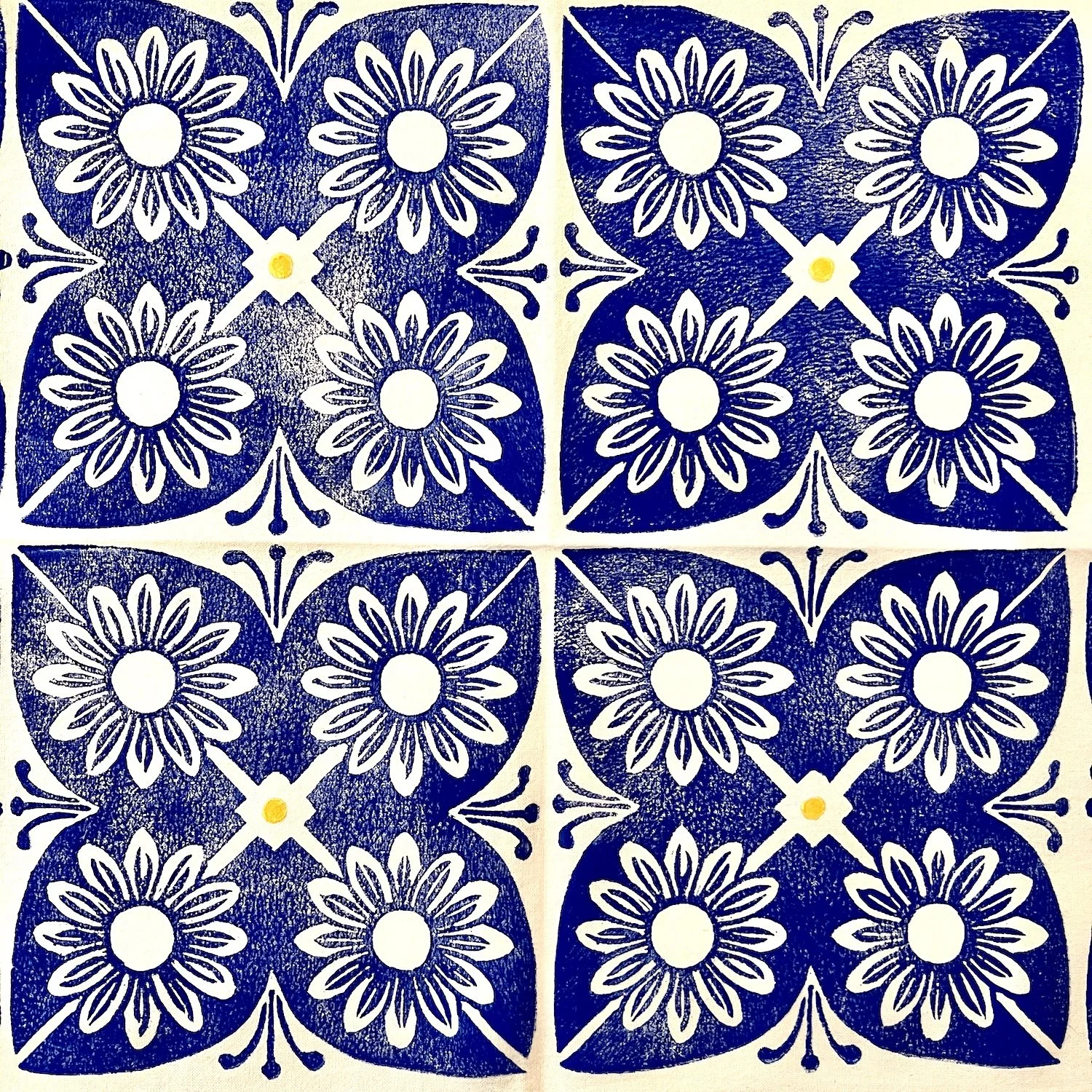 pattern-daisy-tile.jpg