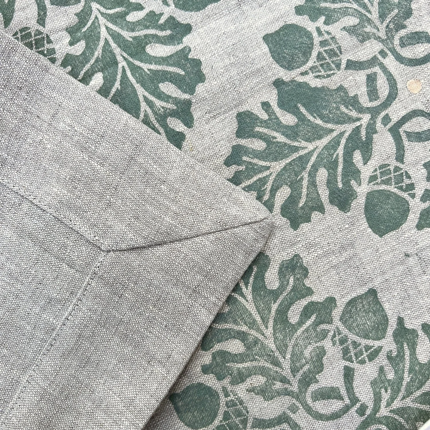 runner-oak+acorn-natural-linen-4.jpg