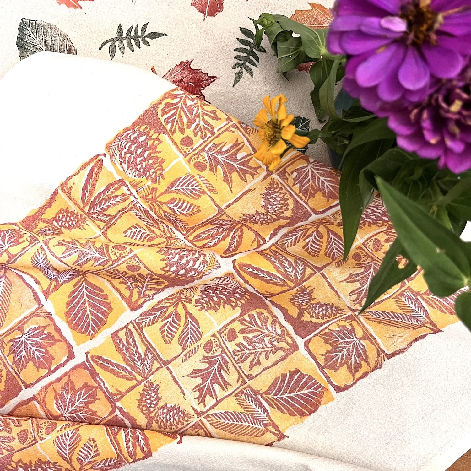 Leaves+Pinecones Towel