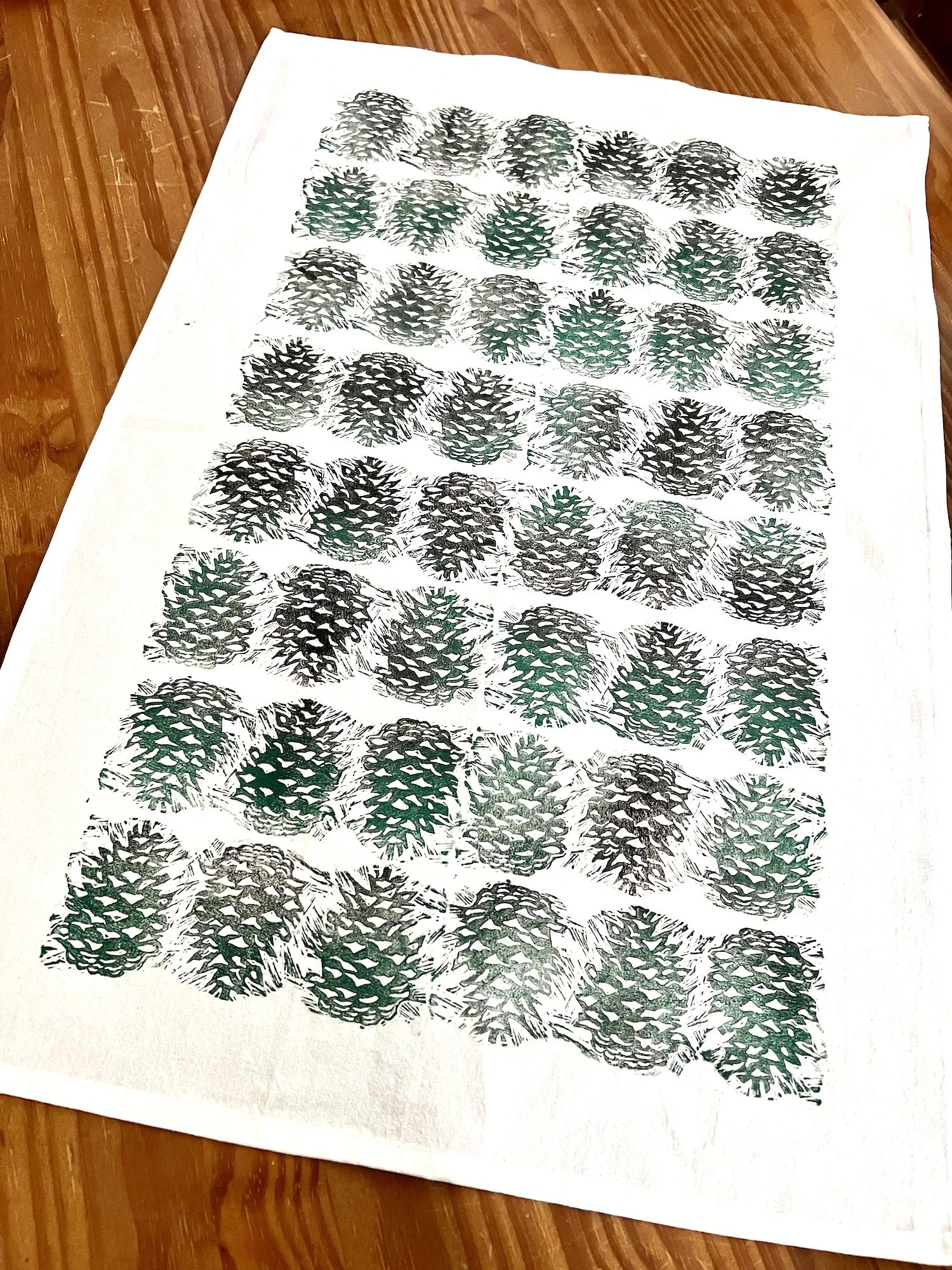 towel-pinecones-small-8.jpeg